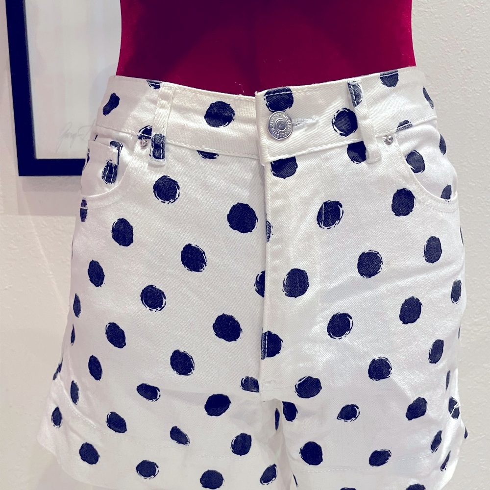 Forever 21 polkadot white and black shorts